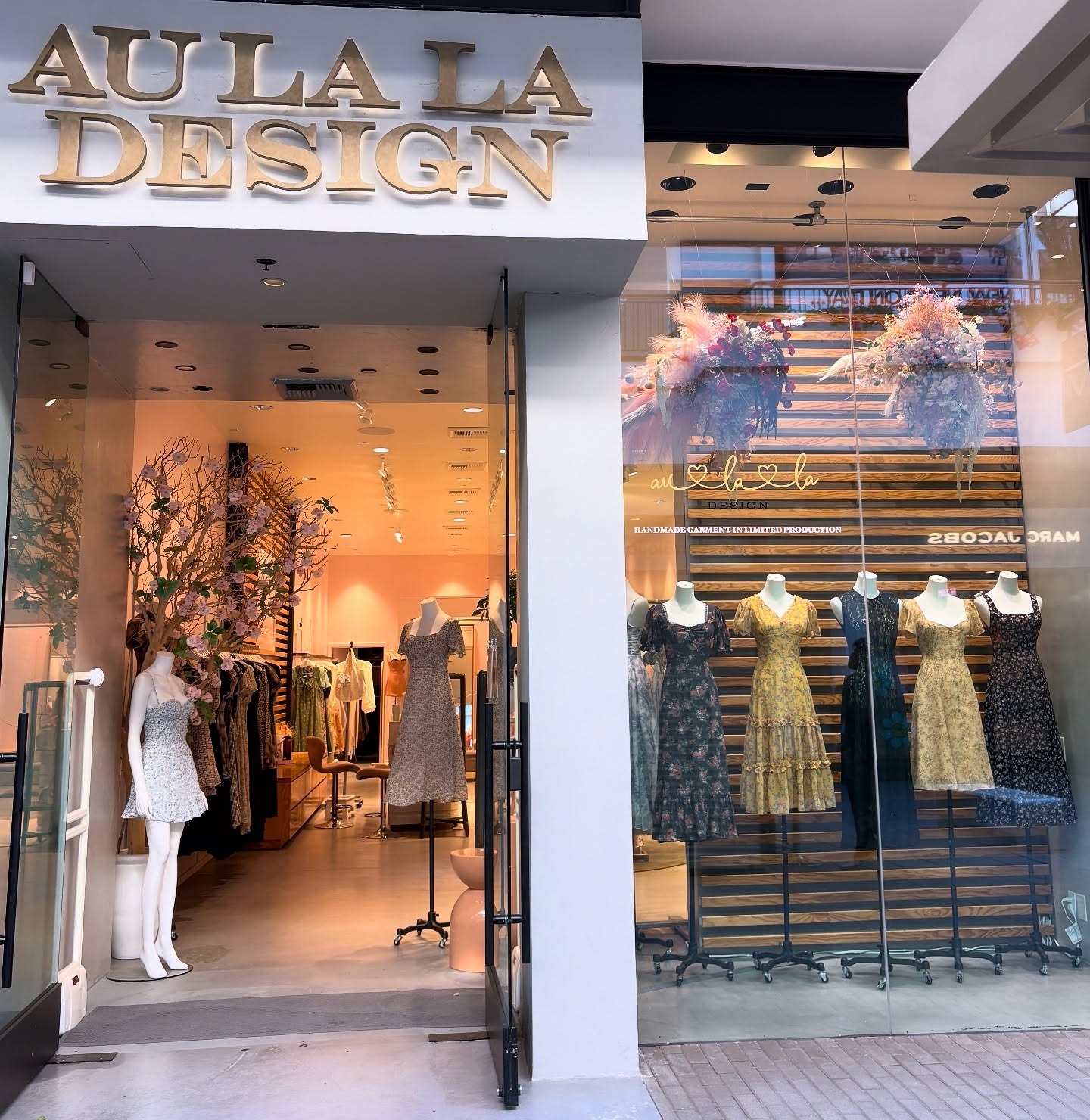 Seasons change.. Dresses to Fall for. #handmade #p